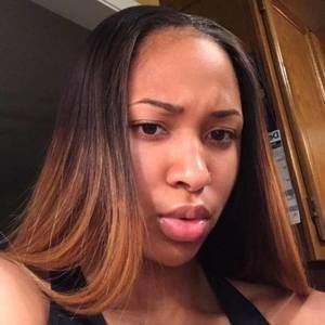 Meet your Posher, Destini